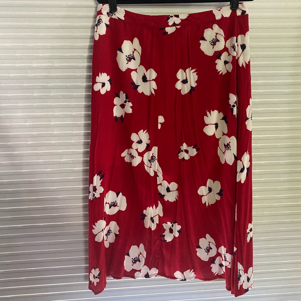 Red floral wrap style skirt
